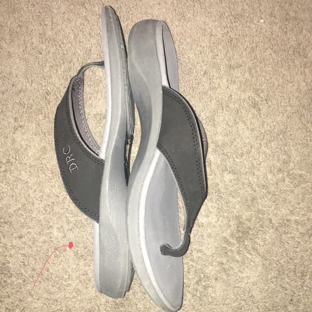 NWOT Dr Comfort Men’s Collin Thong Sandals